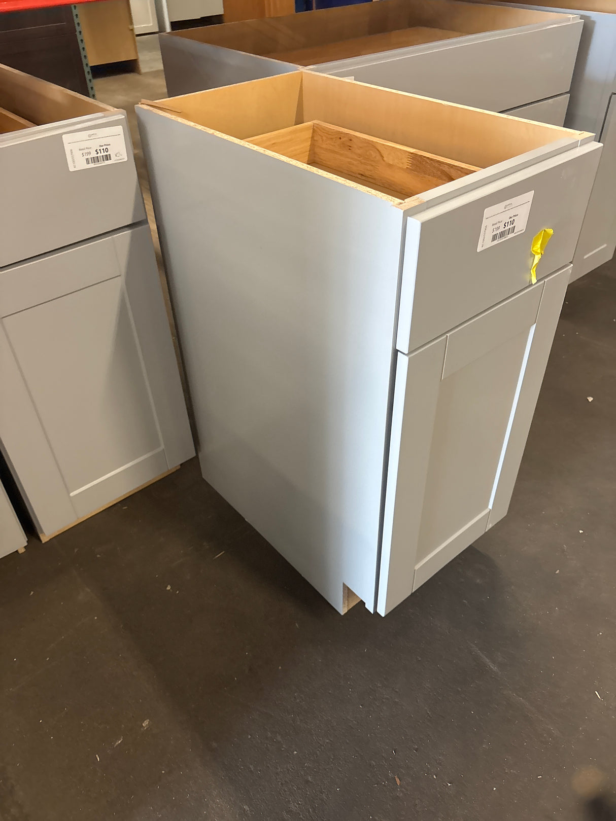 Shaker 15 in. W x 24 in. D x 34.5 in. H Assembled Base Kitchen Cabinet in Dove Gray with Ball-Bearing Drawer Glides