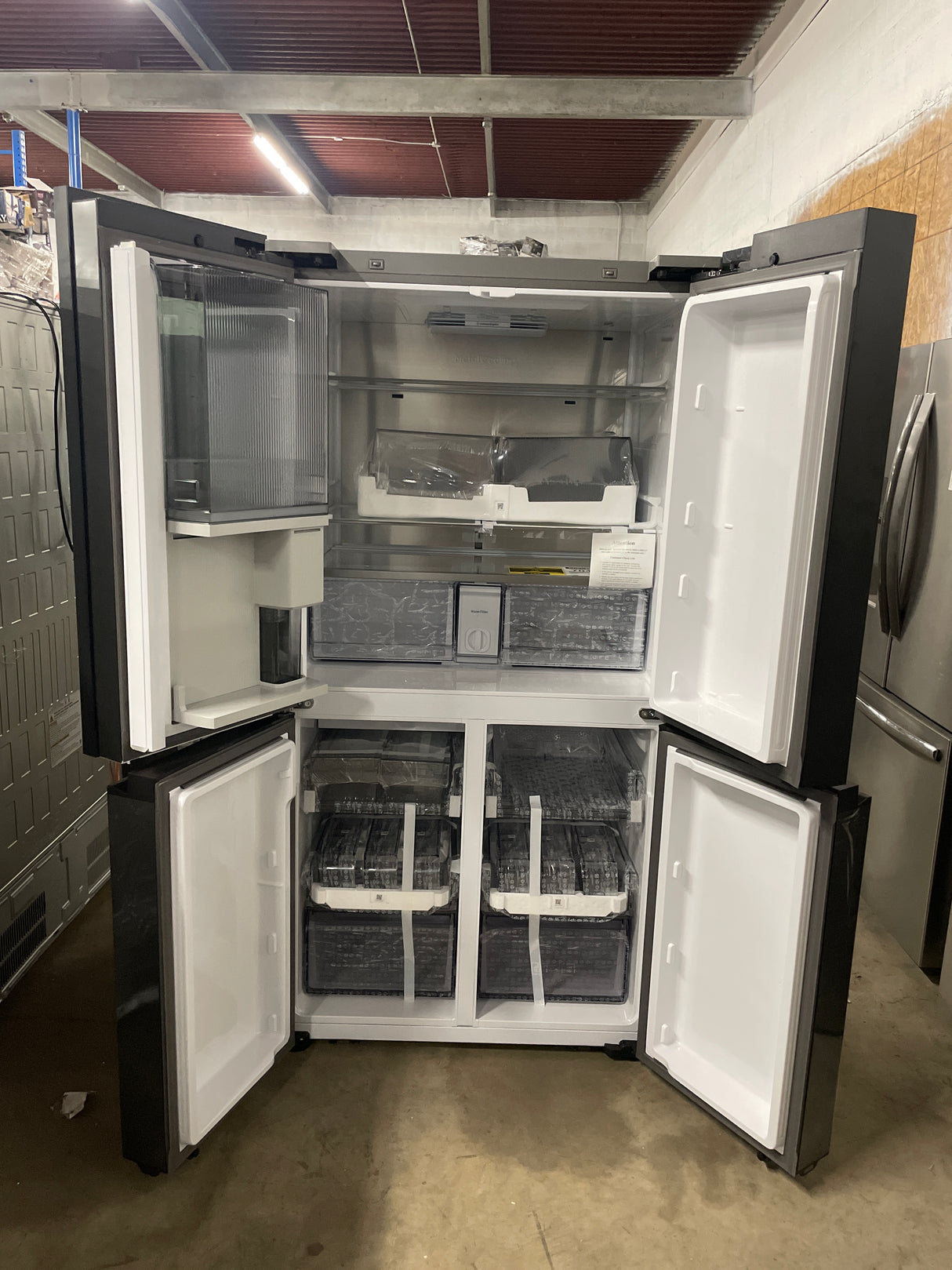 Samsung 29 cu. ft. Bespoke 4-door Flex Refrigerator with Beverage Zone and Auto Open Door
