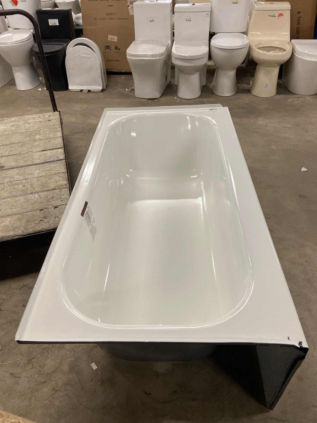 Maui 60 in. x 30 in. Soaking Bathtub with Left Drain in White