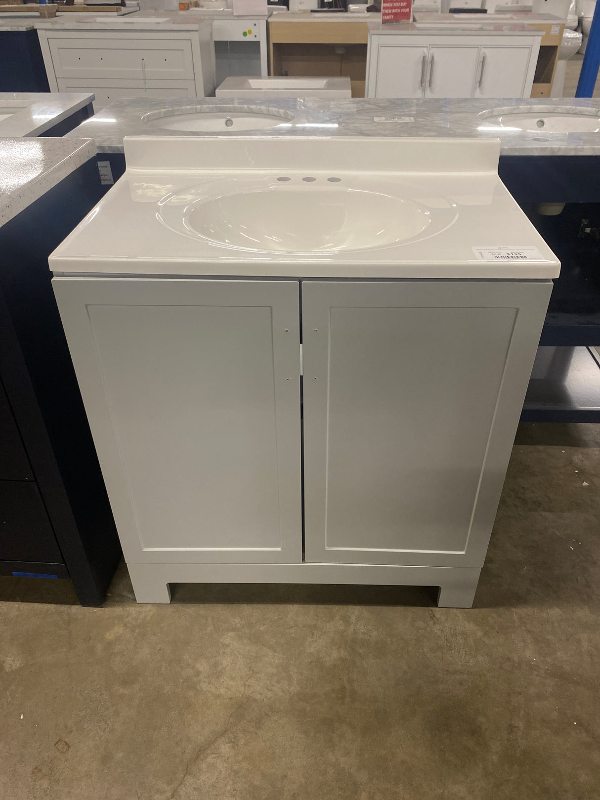 Oakley 31 in. Single Sink Pearl Gray Freestanding Bath Vanity with White Cultured Marble Top (Assembled)