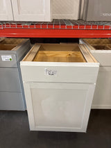 Westfield Feather White Shaker Stock Assembled Base Kitchen Cabinet (24 in. W x 23.75 in. D x 35 in. H)