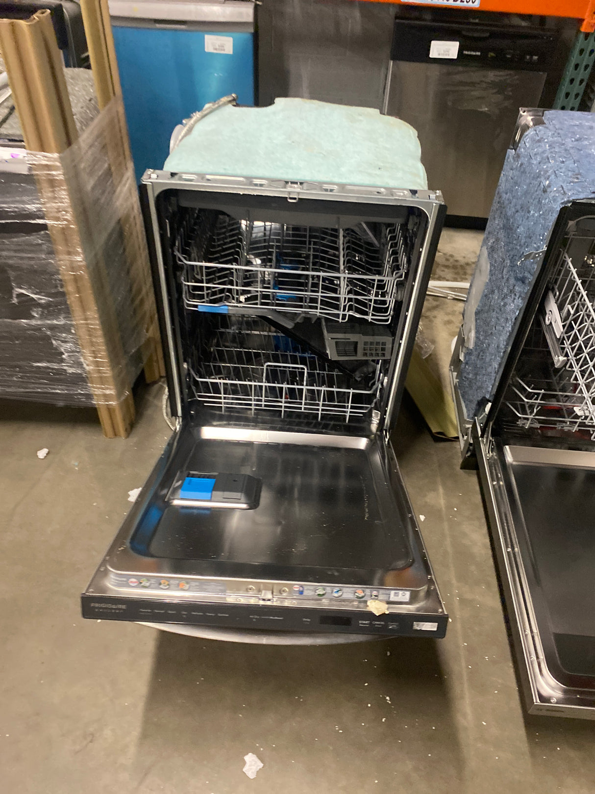 Frigidaire Gallery 24" Stainless Steel Tub Dishwasher with CleanBoost