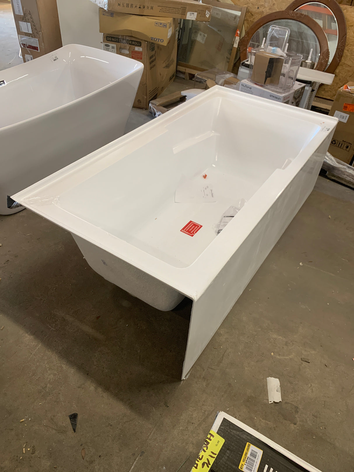 Voltaire Left-Hand Drain Rectangular Alcove Bathtub