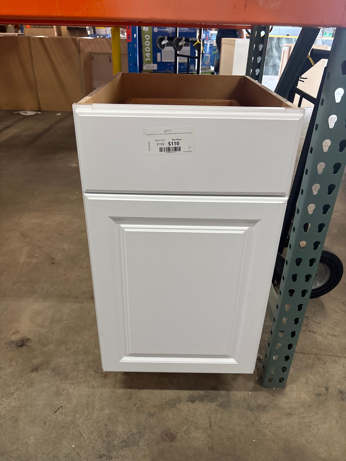 Hampton 18 in. W x 24 in. D x 34.5 in. H Assembled Base Kitchen Cabinet in Satin White with Drawer Glides