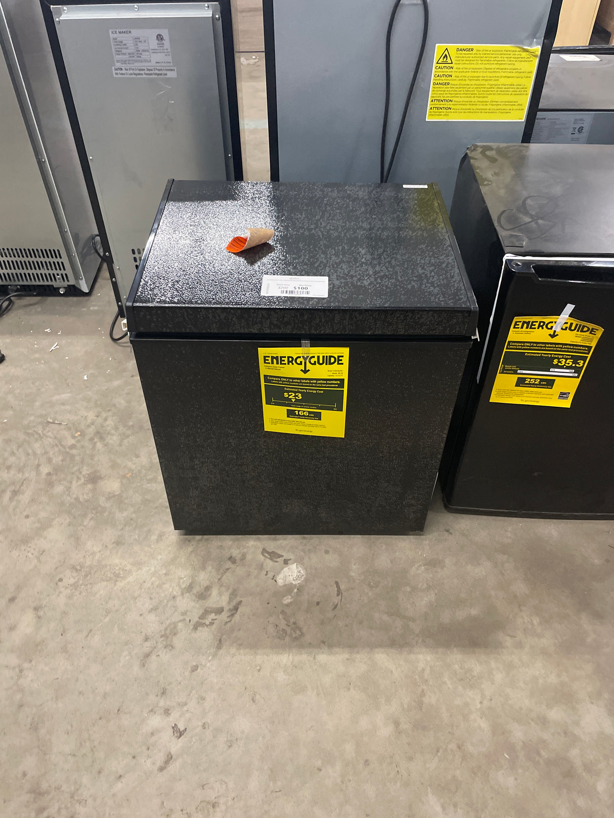 Garage Ready 20.67 in. 1.8 cu. ft. Manual Defrost Chest Freezer with Temperature Alarm Chest Freezer in Black