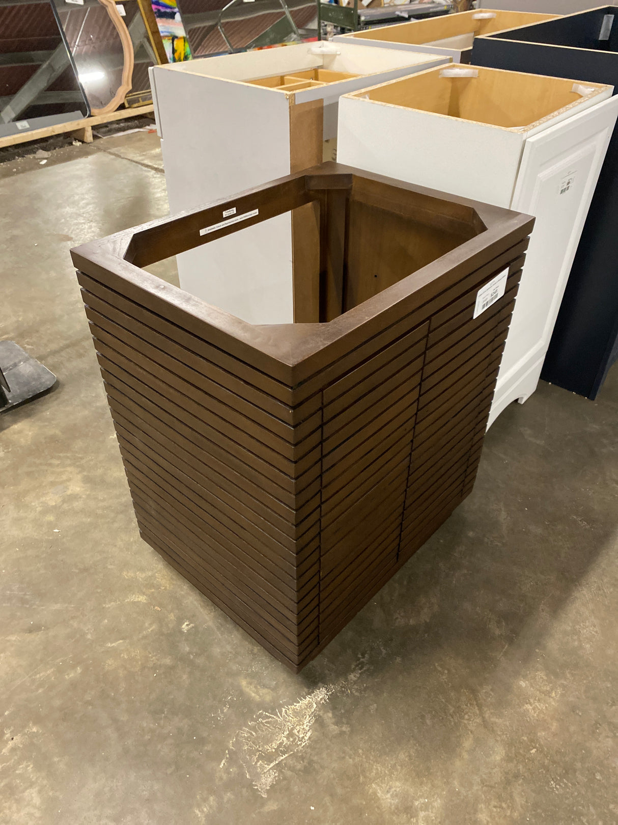 Ledger 24 in. Bathroom Vanity in Walnut White