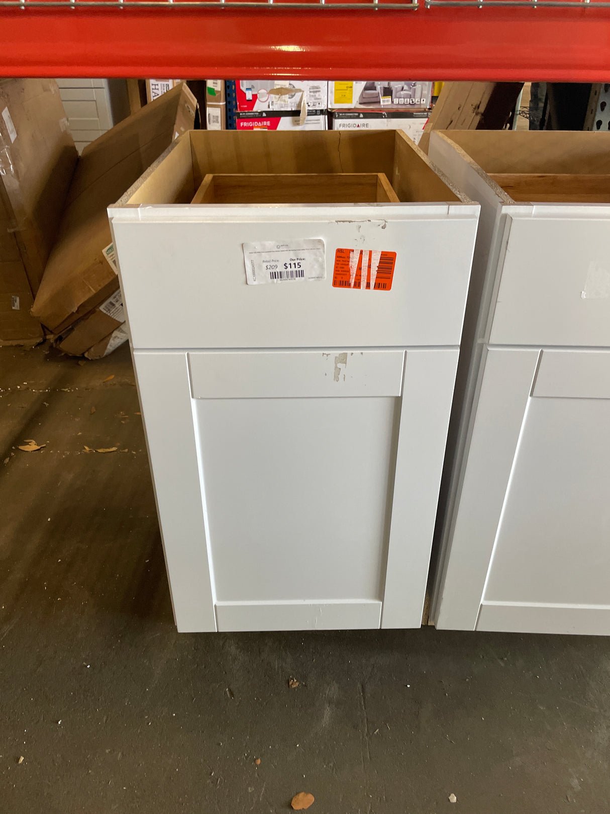 Shaker Satin White Stock Assembled Base Kitchen Cabinet with Ball-Bearing Drawer Glides (18 in. x 34.5 in. x 24 in.)