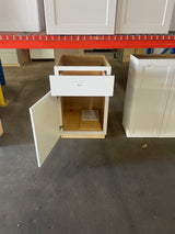 Shaker 21 in. W x 24 in. D x 34.5 in. H Assembled Base Kitchen Cabinet in Satin White