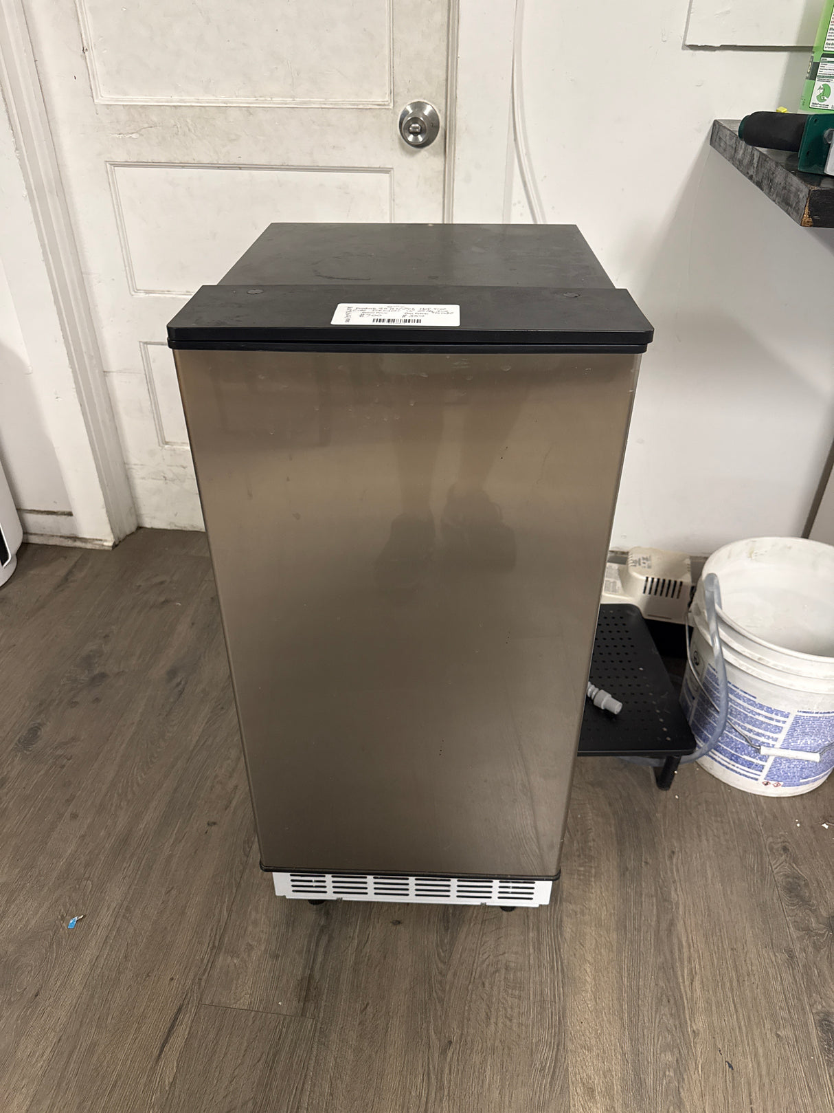 15 in. 80 lbs./24h Half Size Cube Freestanding/Built-In Ice Maker Machine in Stainless Steel With 25lbs. Ice Storage Bin