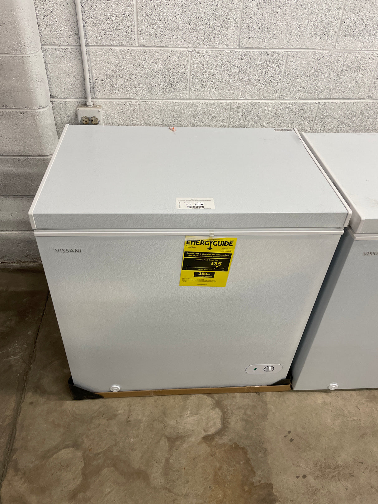 7.0 cu. ft. Manual Defrost Chest Freezer with LED Light in White Garage Ready