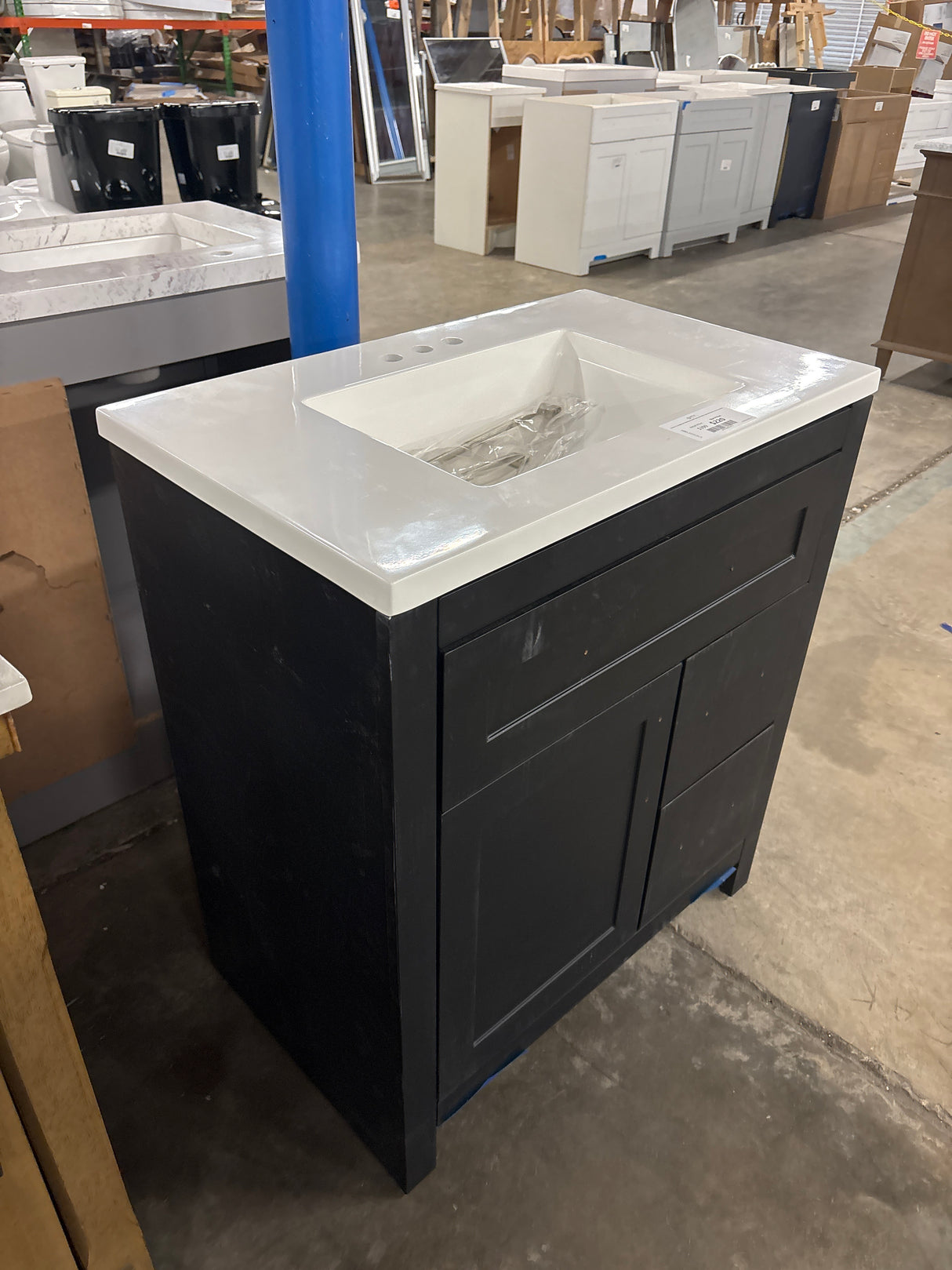 Clady 31 in. Single Sink Matte Black Bath Vanity with White Cultured Marble Top (Assembled)
