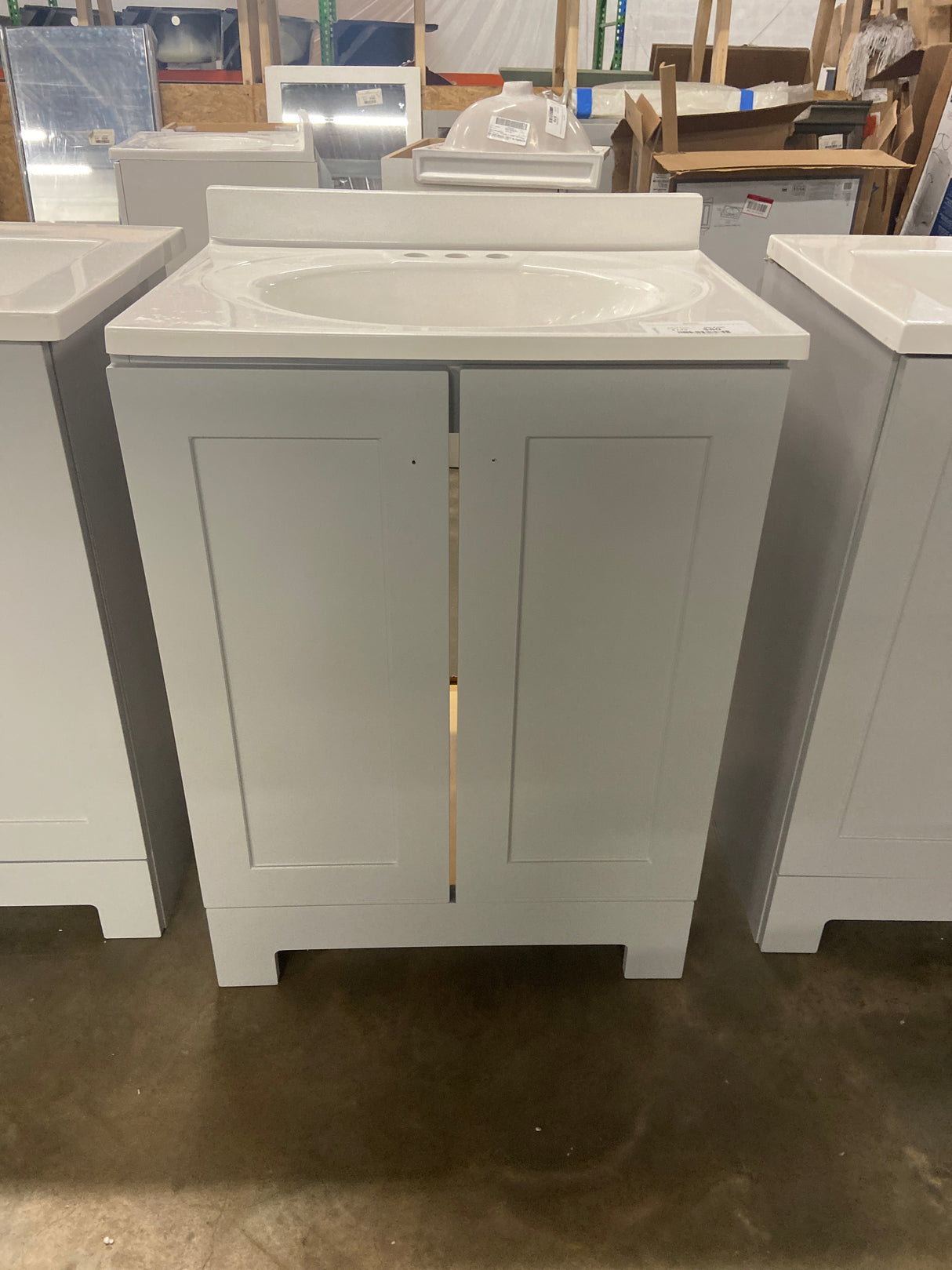 24 in. W x 19 in. D x 33 in. H Single Sink Freestanding Bath Vanity in Pearl Gray with White Cultured Marble Top