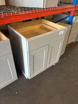 Shaker Dove Gray Stock Assembled Base Kitchen Cabinet with Ball-Bearing Drawer Glides (30 in. x 34.5 in. x 24 in.)
