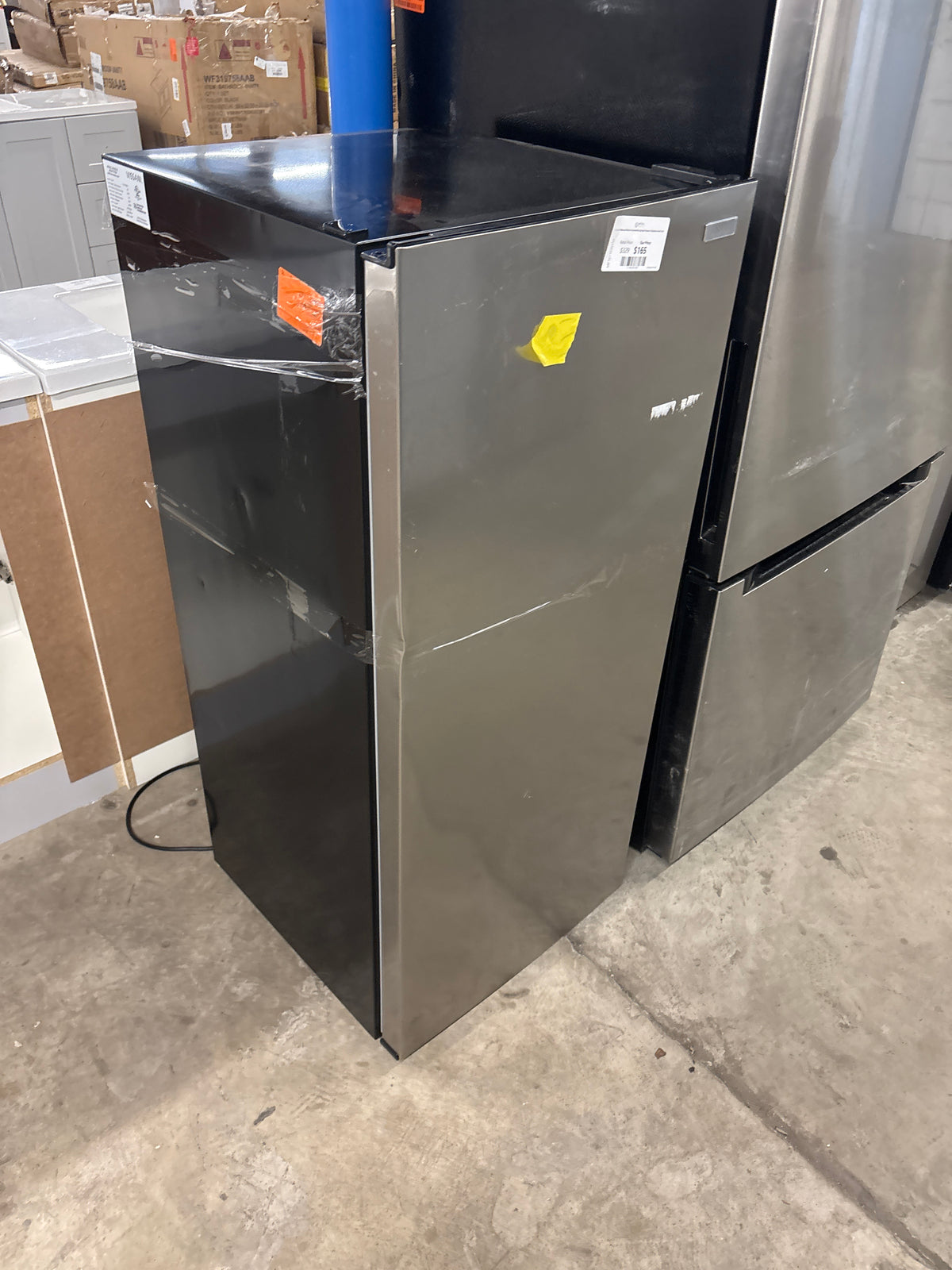7.1 cu. ft. Manual Defrost Convertible Upright Freezer in Stainless Steel Look