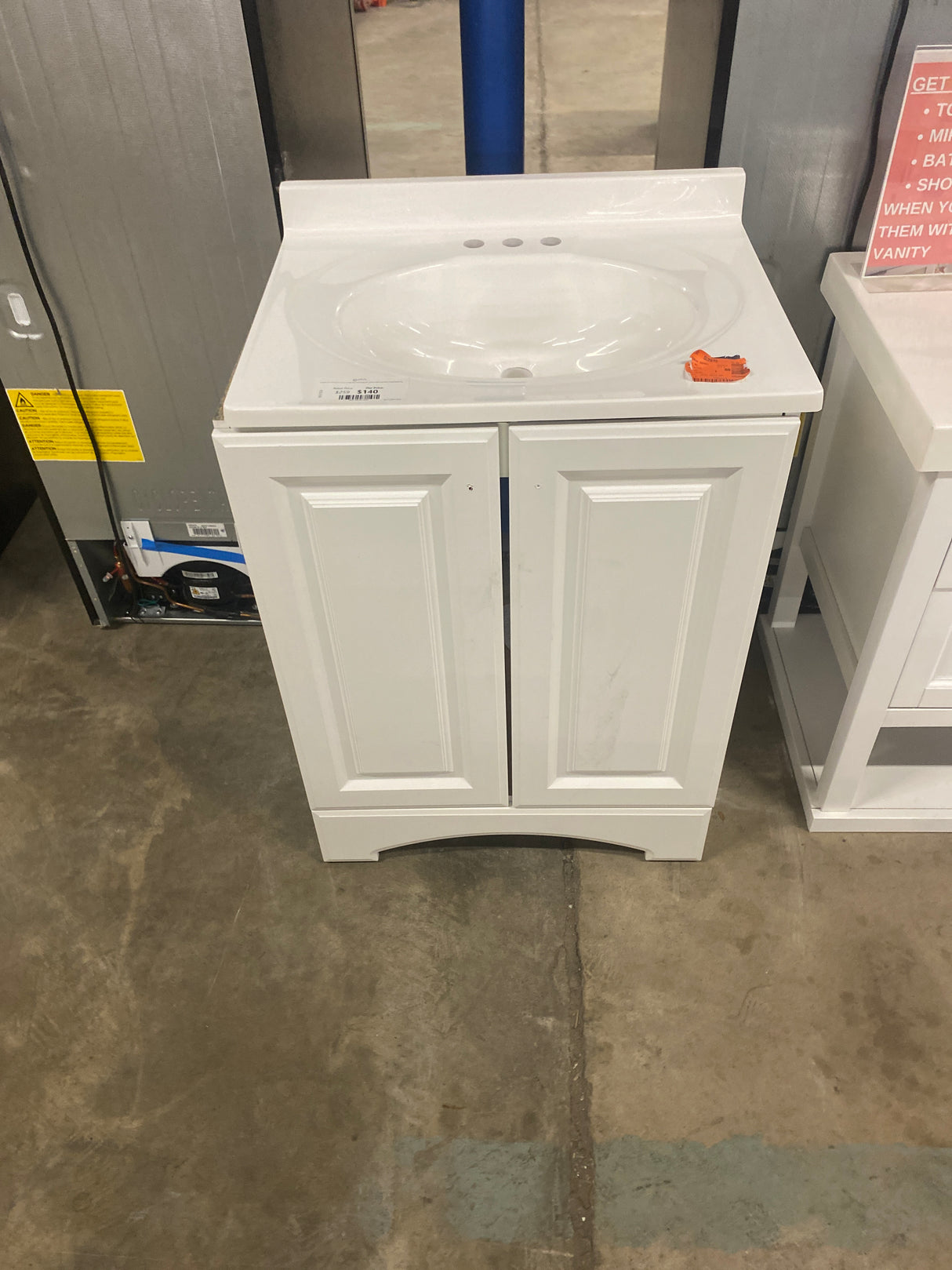 Everdean 25 in. W x 19 in. D x 34 in. H Single Sink Freestanding Bath Vanity in White with White Cultured Marble Top