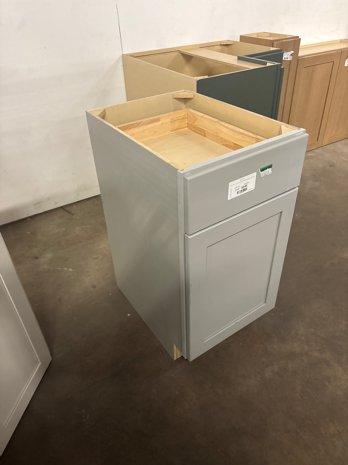 Avondale 18 in. W x 24 in. D x 34.5 in. H Ready to Assemble Plywood Shaker Drawer Base Kitchen Cabinet in Dove Gray