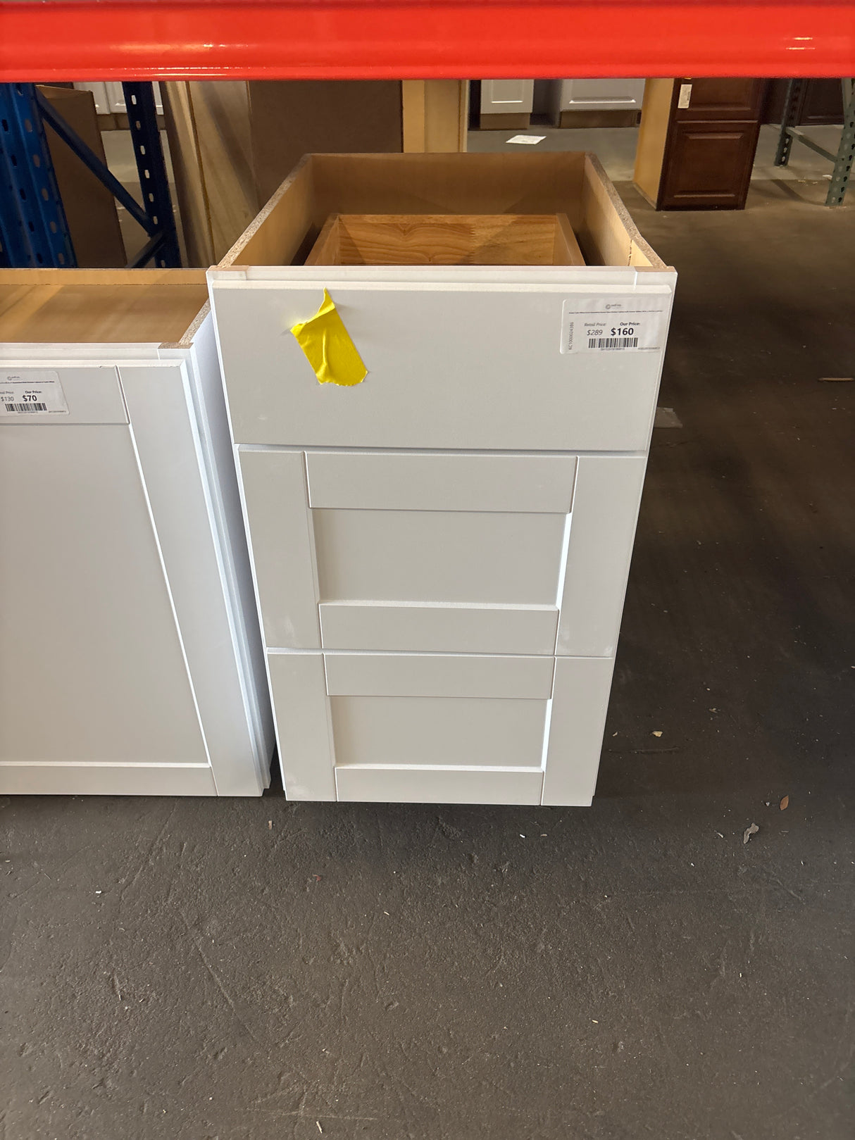 Shaker Satin White Stock Assembled Drawer Base Kitchen Cabinet with Drawer Glides (18 in. x 34.5 in. x 24 in.)