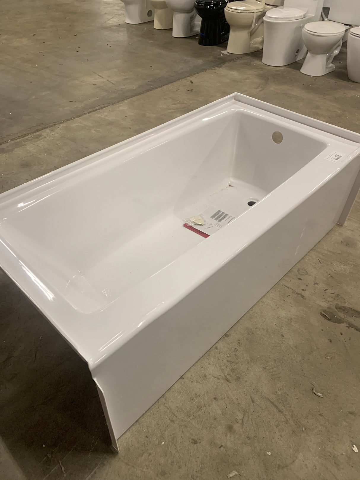 Classic 500 60 in. Right Drain Rectangular Alcove Bathtub in High Gloss White