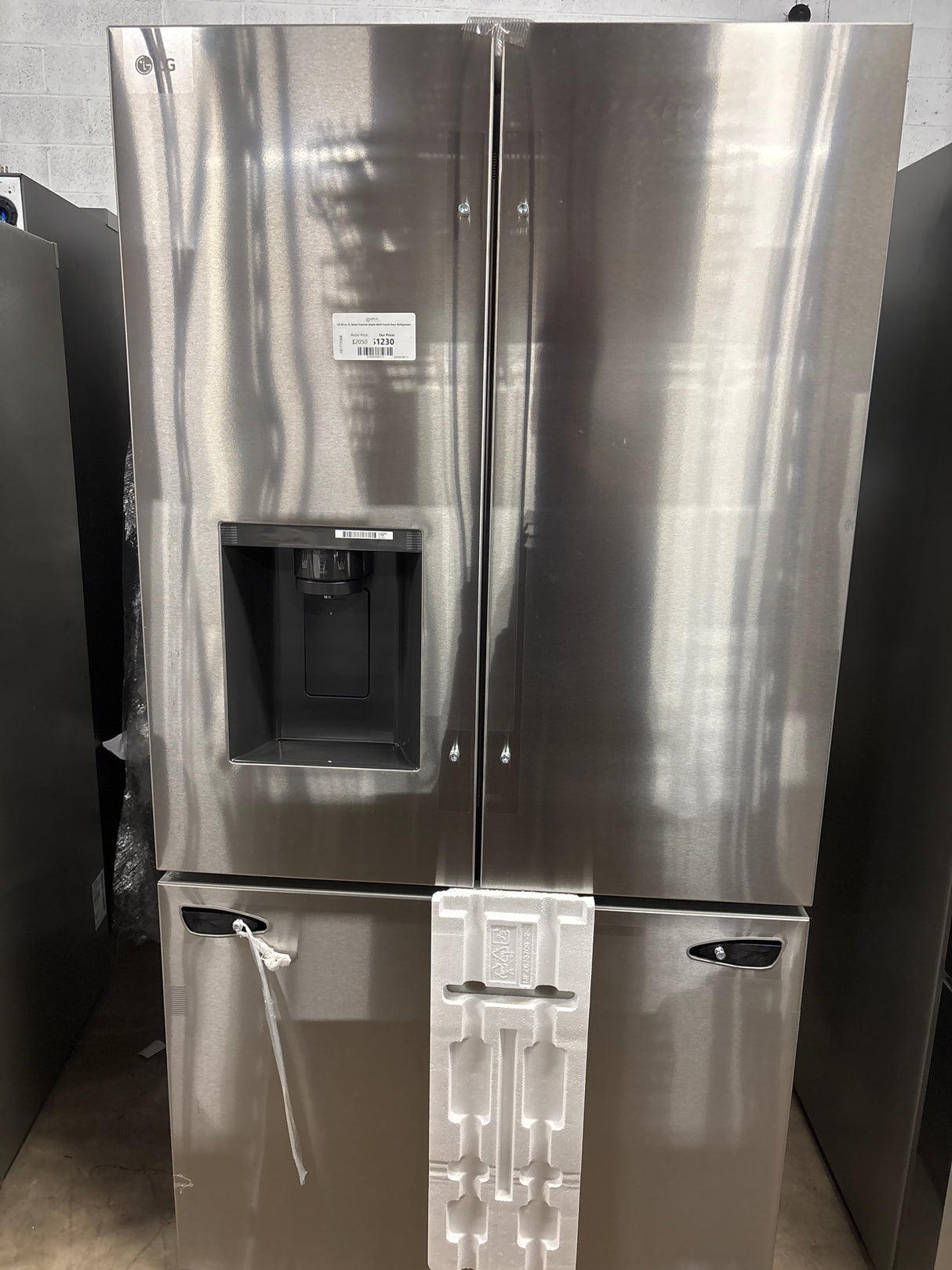 LG 26 cu. ft. Smart Counter-Depth MAX French Door Refrigerator