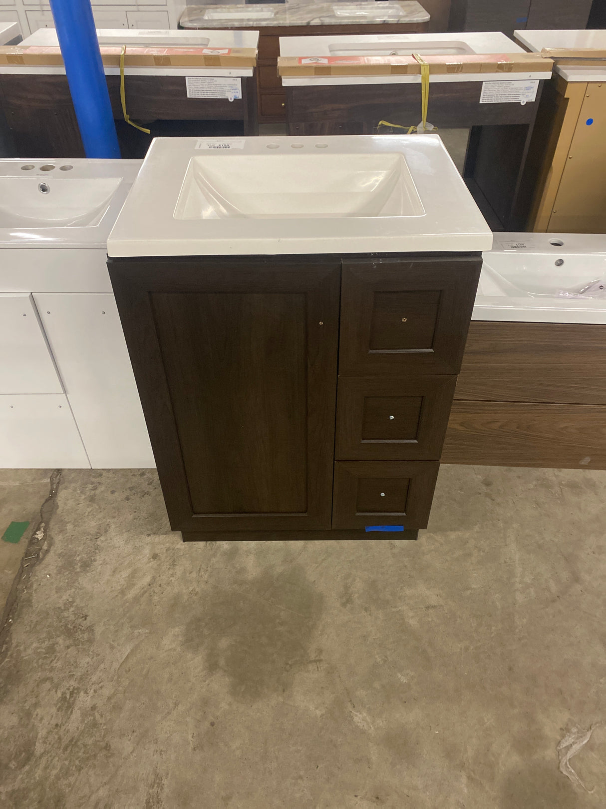 Bannister 31 in. Single Sink White Bath Vanity with Granite-Look Colorpoint White Cultured Marble Top (Assembled)