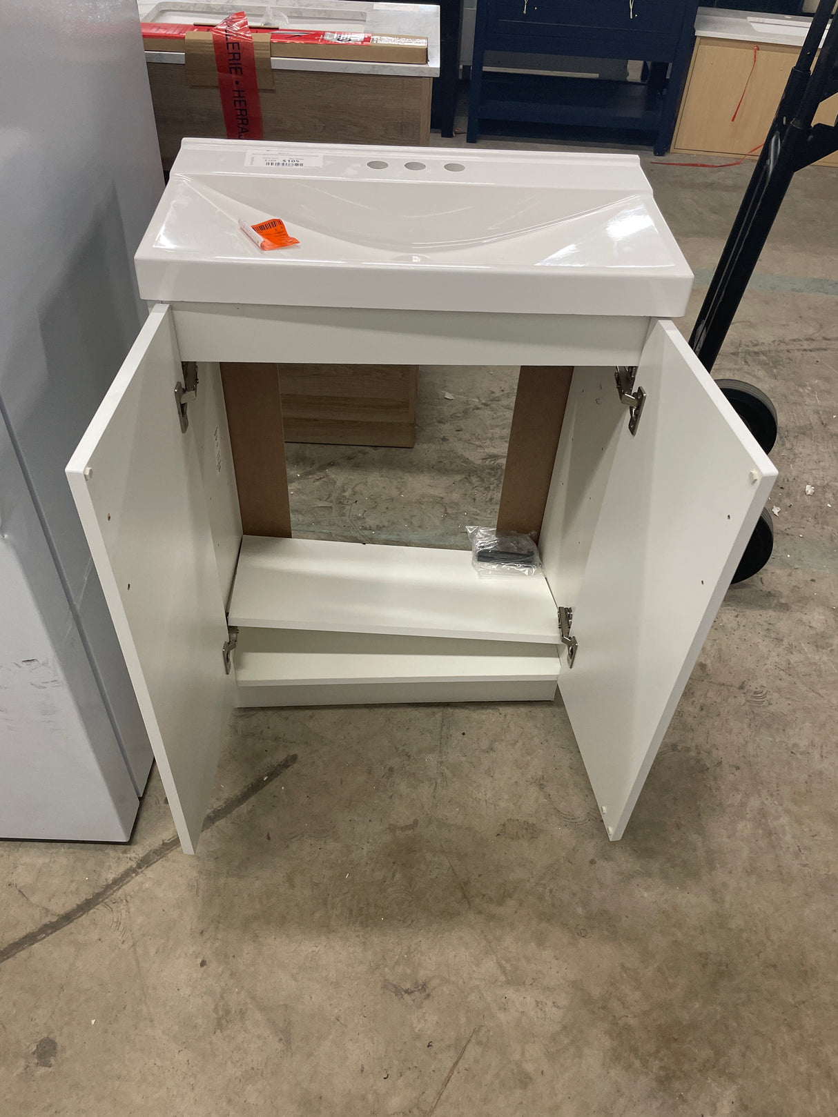 Penlee 25 in. Single Sink White Bath Vanity with White Cultured Marble Top (Assembled)