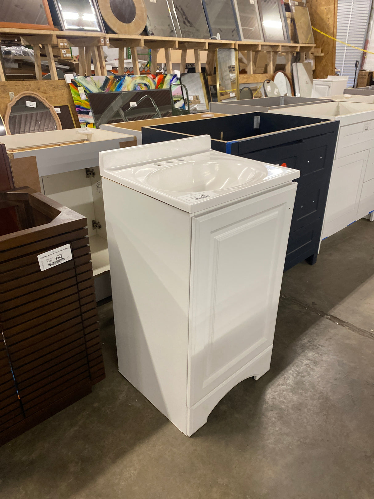 19 in. W x 18 in. D x 34 in. H Single Sink Freestanding Bath Vanity in White with White Cultured Marble Top