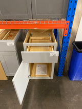 Shaker Dove Gray Stock Assembled Base Kitchen Cabinet with Ball-Bearing Drawer Glides (18 in. x 34.5 in. x 24 in.)