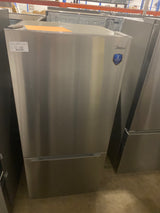 Midea 18.7 cu. ft. Bottom Mount Freezer Refrigerator ( Needs New Power Cord )