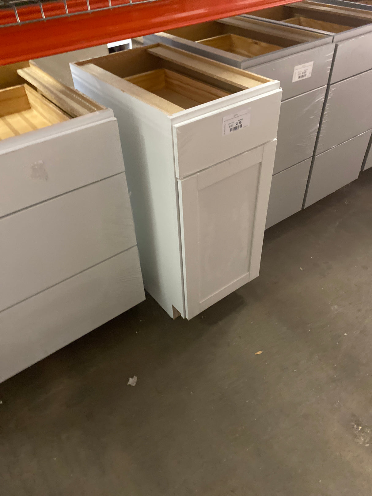 Westfield Feather White Shaker Stock Assembled Base Kitchen Cabinet (15 in. W x 23.75 in. D x 35 in. H)