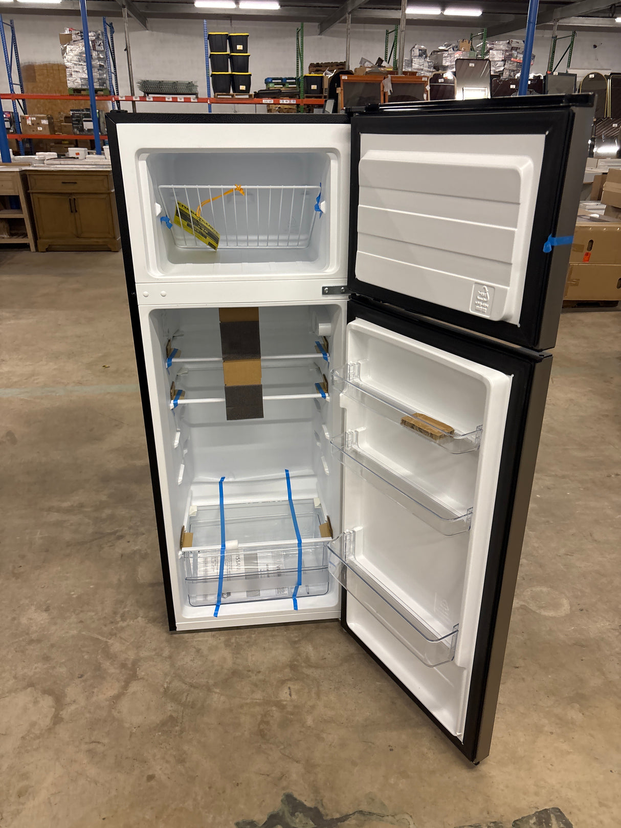 7.2 cu. ft. Top Freezer Refrigerator in Stainless Steel Look