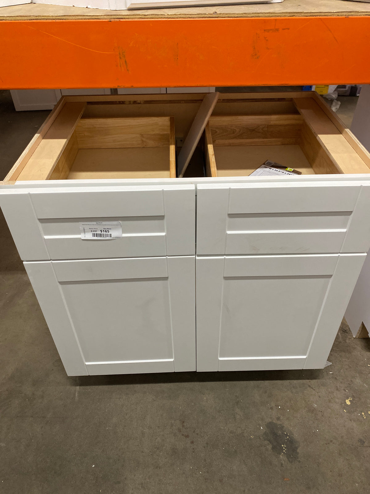 Arlington Vesper White Plywood Shaker Stock Assembled Base Kitchen Cabinet Soft Close 36 in W x 24 in D x 34.5 in H