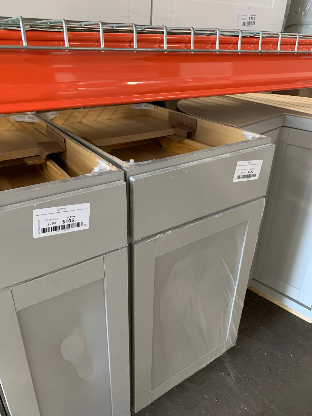 Westfield Dusk Gray Shaker Stock Assembled Base Kitchen Cabinet (18 in. W x 23.75 in. D x 35 in.)