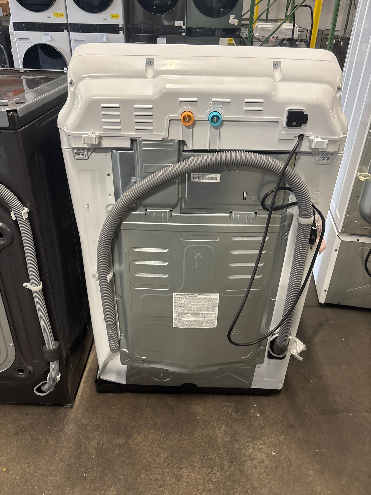 Samsung 4.1 cu. ft. Capacity Top Load Washer with Soft-Close Lid and 8 Washing Cycles