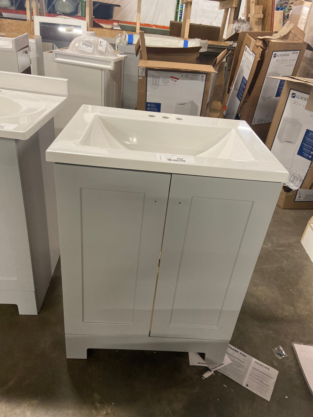 24 in. W x 19 in. D x 33 in. H Single Sink Freestanding Bath Vanity in Pearl Gray with White Cultured Marble Top