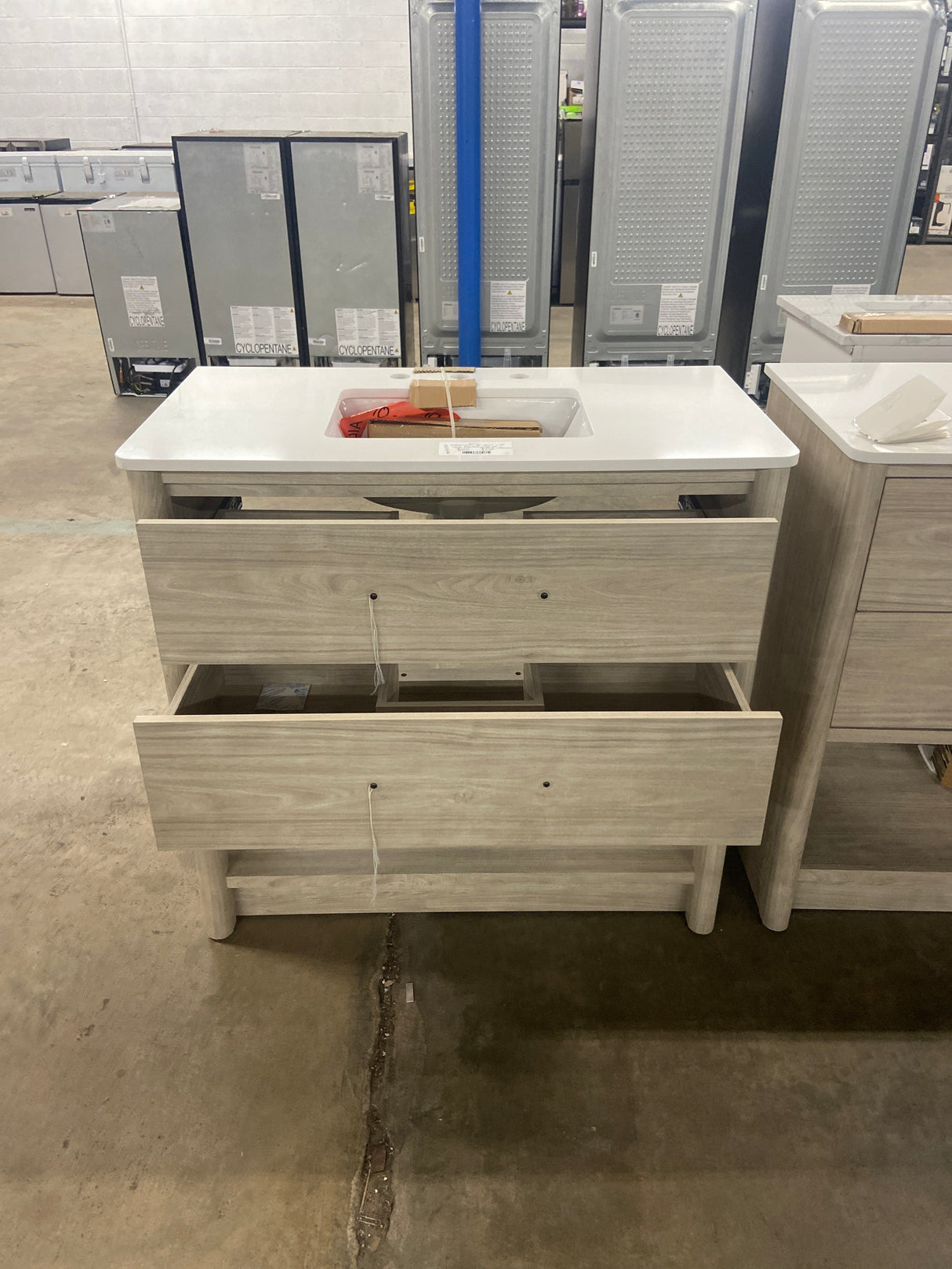 Camley 36 in. Single Sink Sandstorm Bath Vanity with White Engineered Stone Top (Assembled)