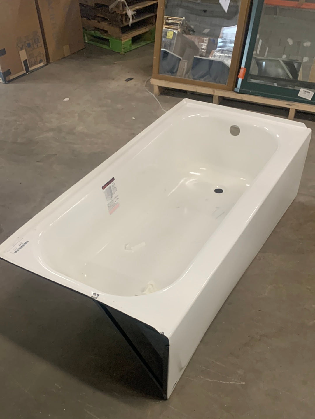 Maui 60 in. x 30 in. Soaking Bathtub with Right Drain in White