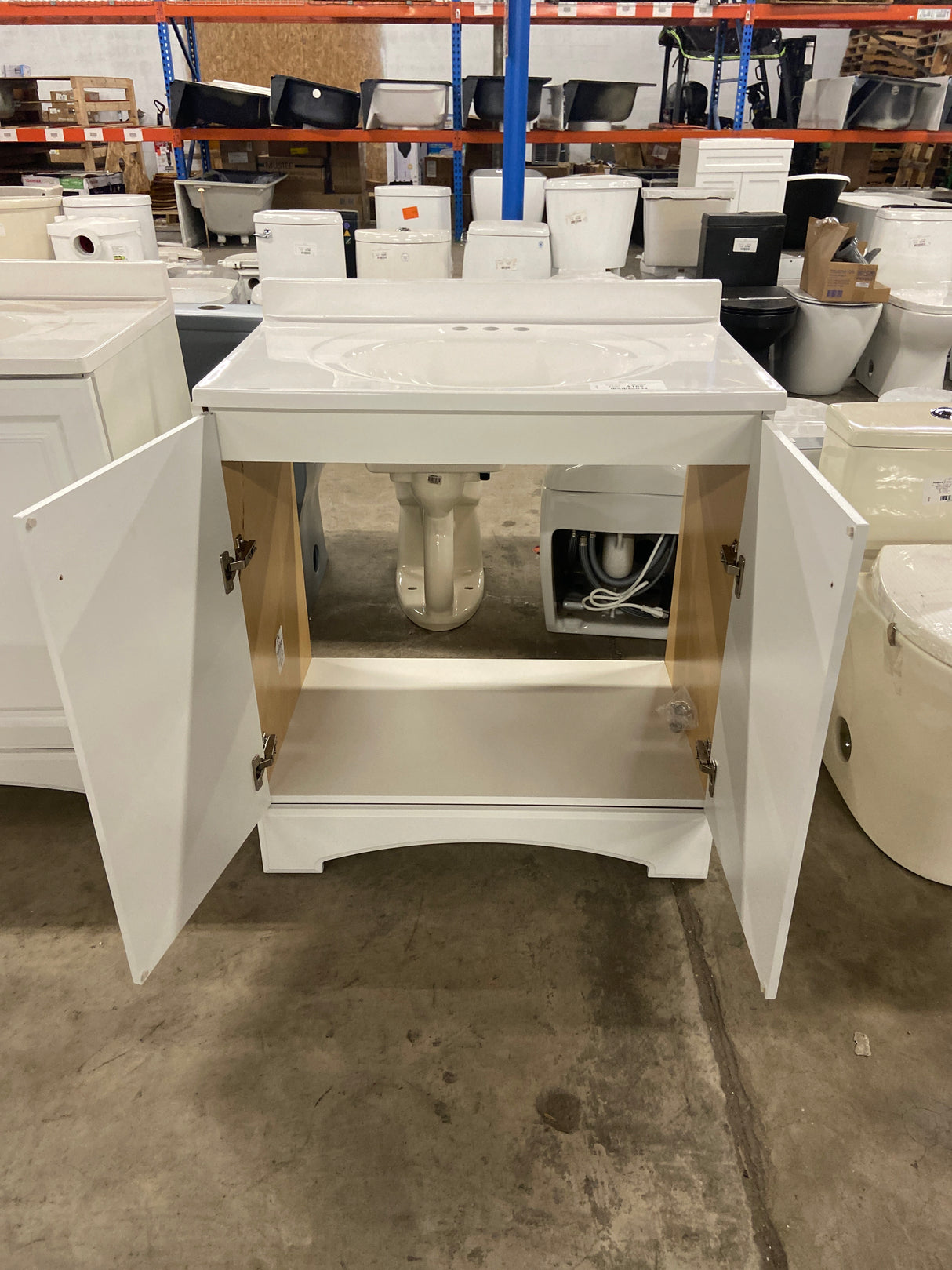 31 in. W x 19 in. D x 35 in. H Single Sink Freestanding Bath Vanity in White with White Cultured Marble Top