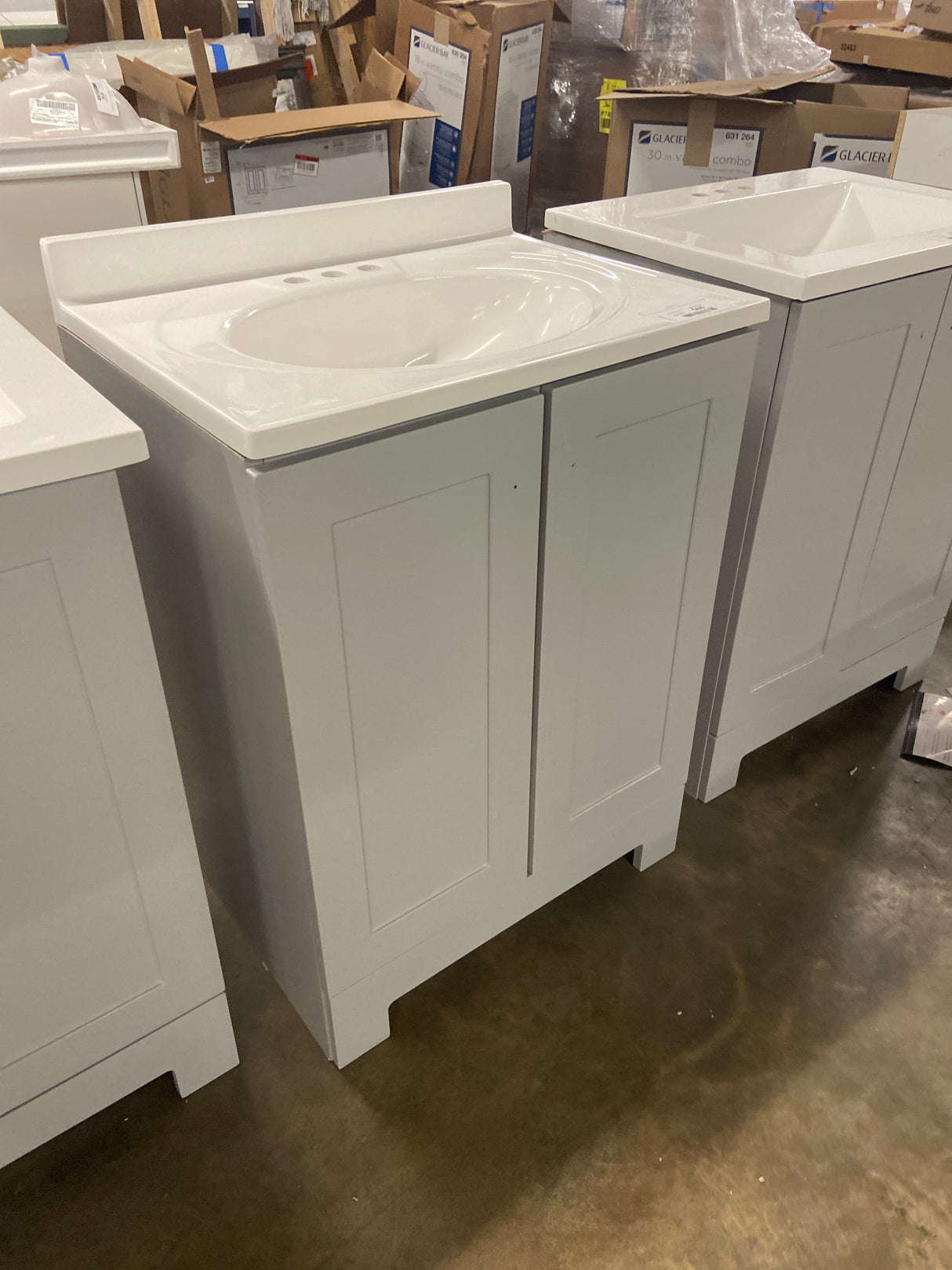 24 in. W x 19 in. D x 33 in. H Single Sink Freestanding Bath Vanity in Pearl Gray with White Cultured Marble Top