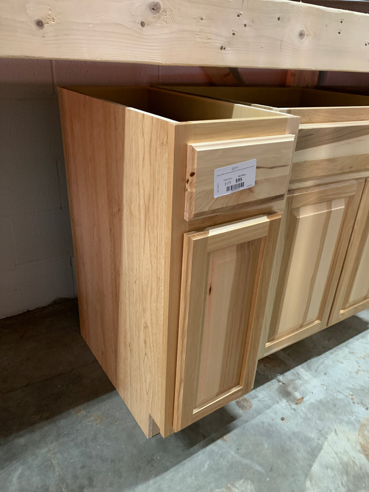 Hampton Assembled 12x34.5x24 in. Base Kitchen Cabinet with Ball-Bearing Drawer Glides in Natural Hickory