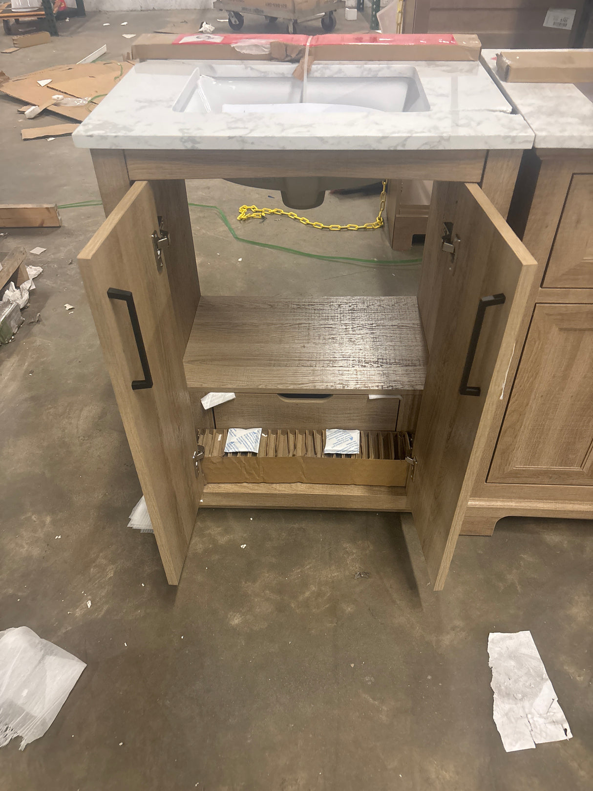 Huckleberry 24 in. W x 19 in. D x 34 in. H Single Sink Bath Vanity in Weathered Tan with White Engineered Marble Top