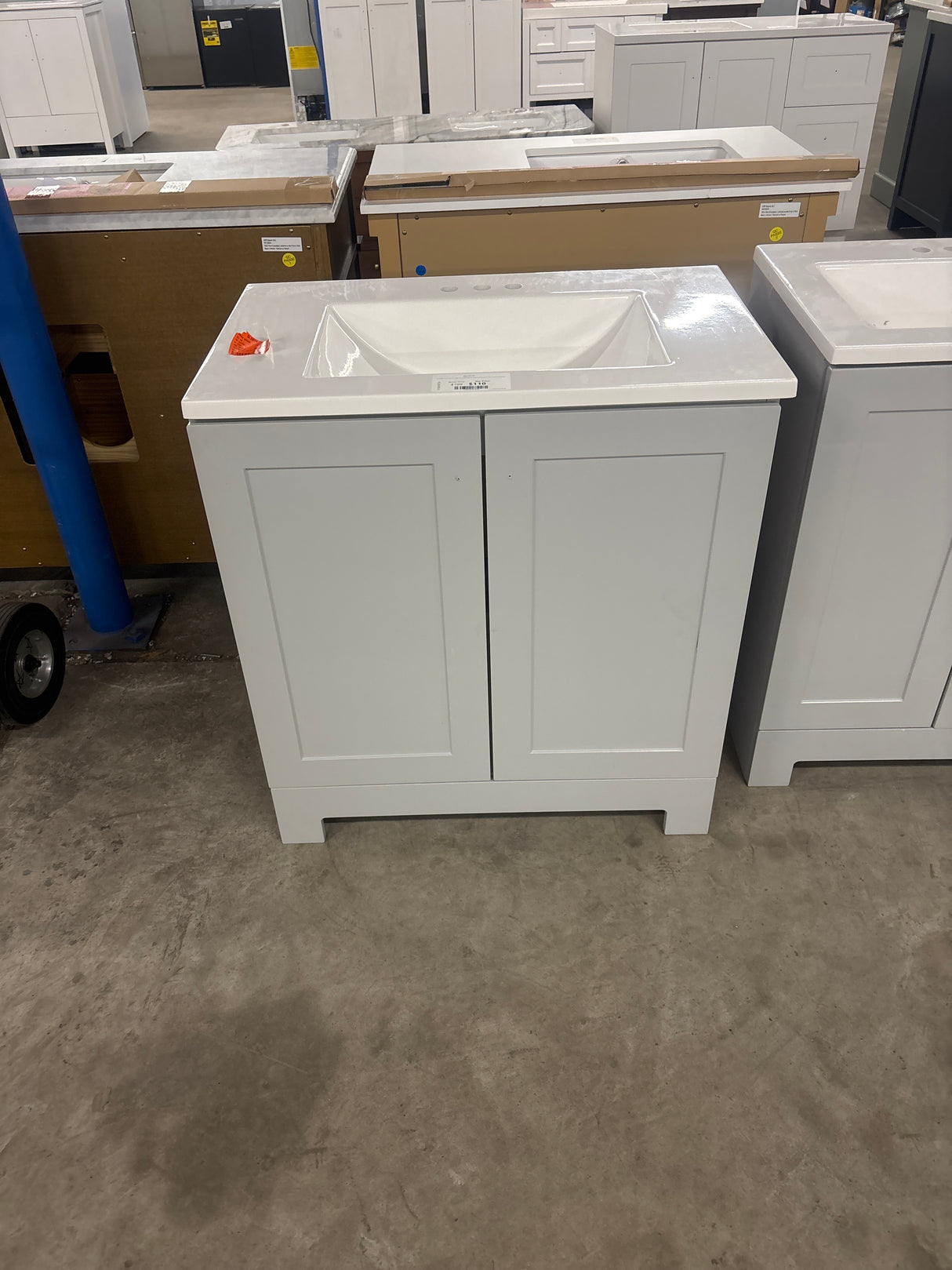 30 in. W x 19 in. D x 33 in. H Single Sink Freestanding Bath Vanity in Pearl Gray with White Cultured Marble Top