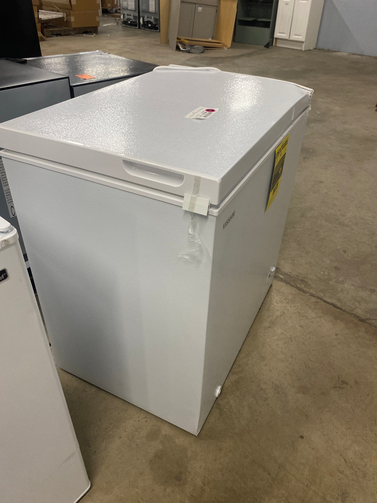 7.0 cu. ft. Manual Defrost Chest Freezer with LED Light in White Garage Ready