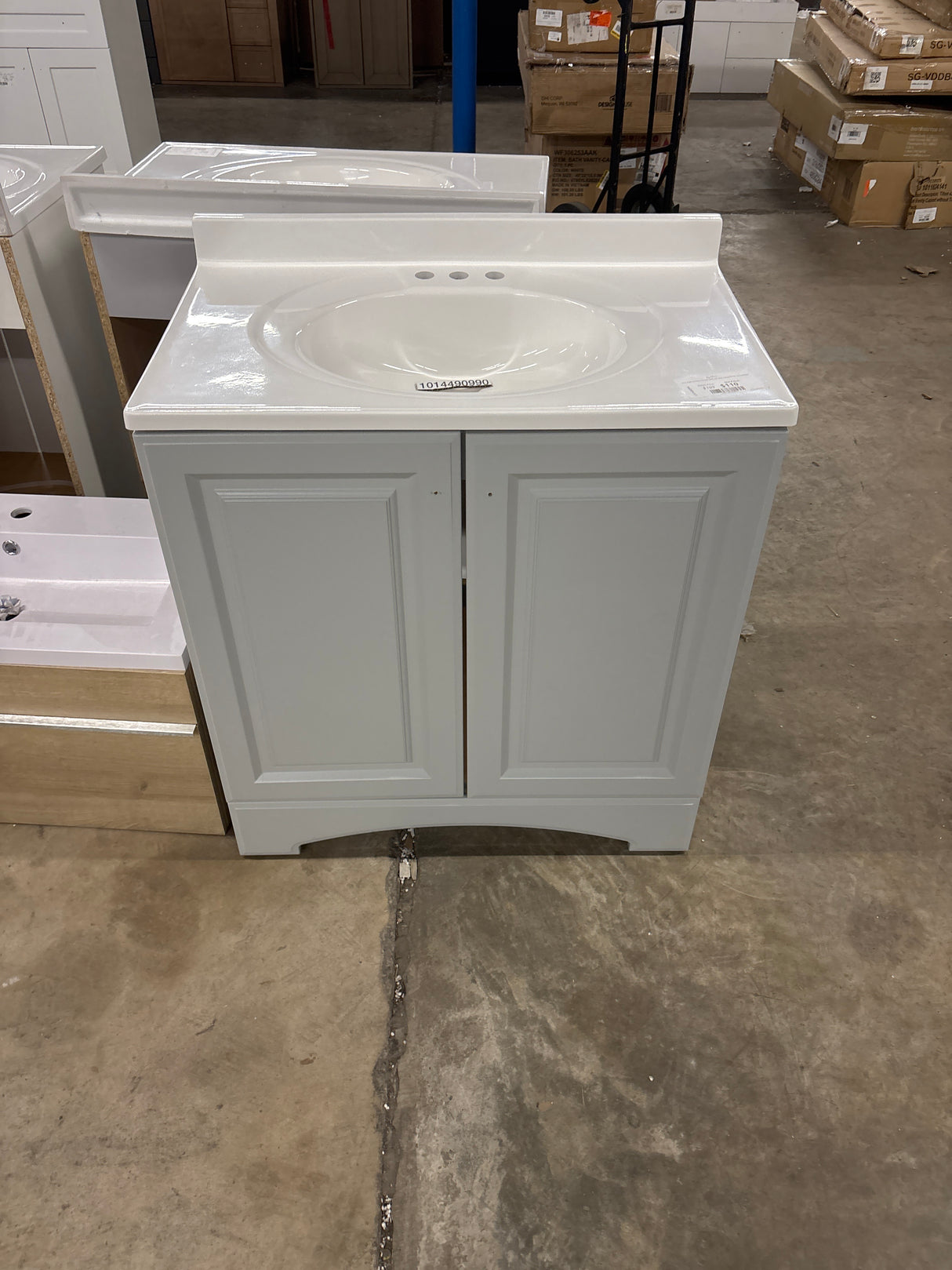 31 in. Single Sink Pearl Gray Bath Vanity with White Cultured Marble Top (Assembled)