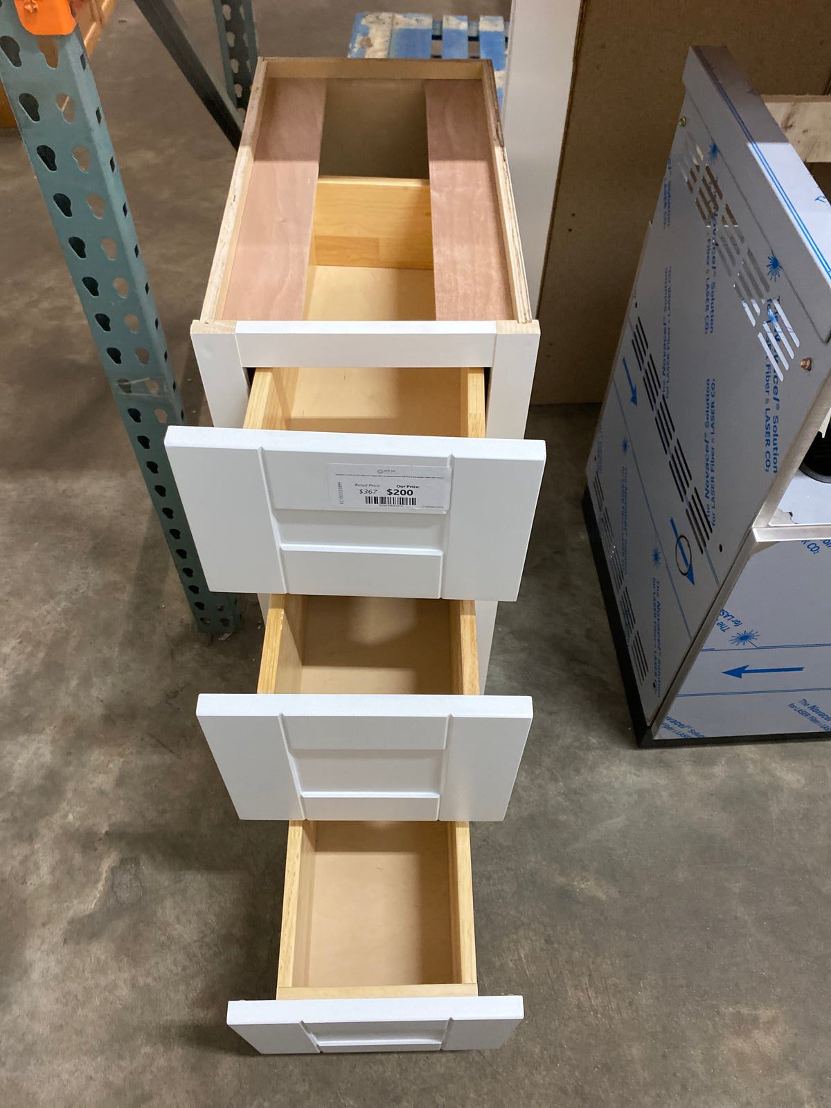 Arlington 12 in W x 21 in D x 34.5 in H in Vesper White Assembled Plywood Bath-Drawer Base Kitchen Cabinet with 3-Drawer