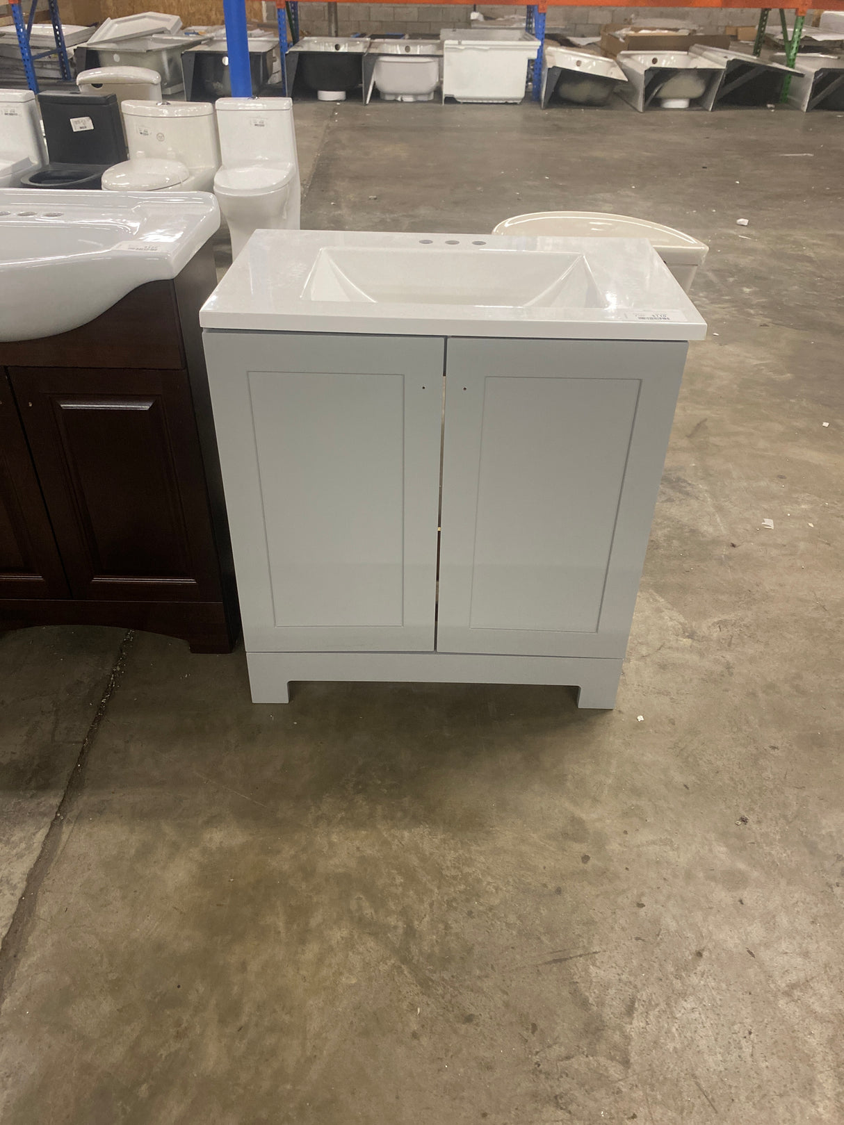 30 in. W x 19 in. D x 33 in. H Single Sink Freestanding Bath Vanity in Pearl Gray with White Cultured Marble Top