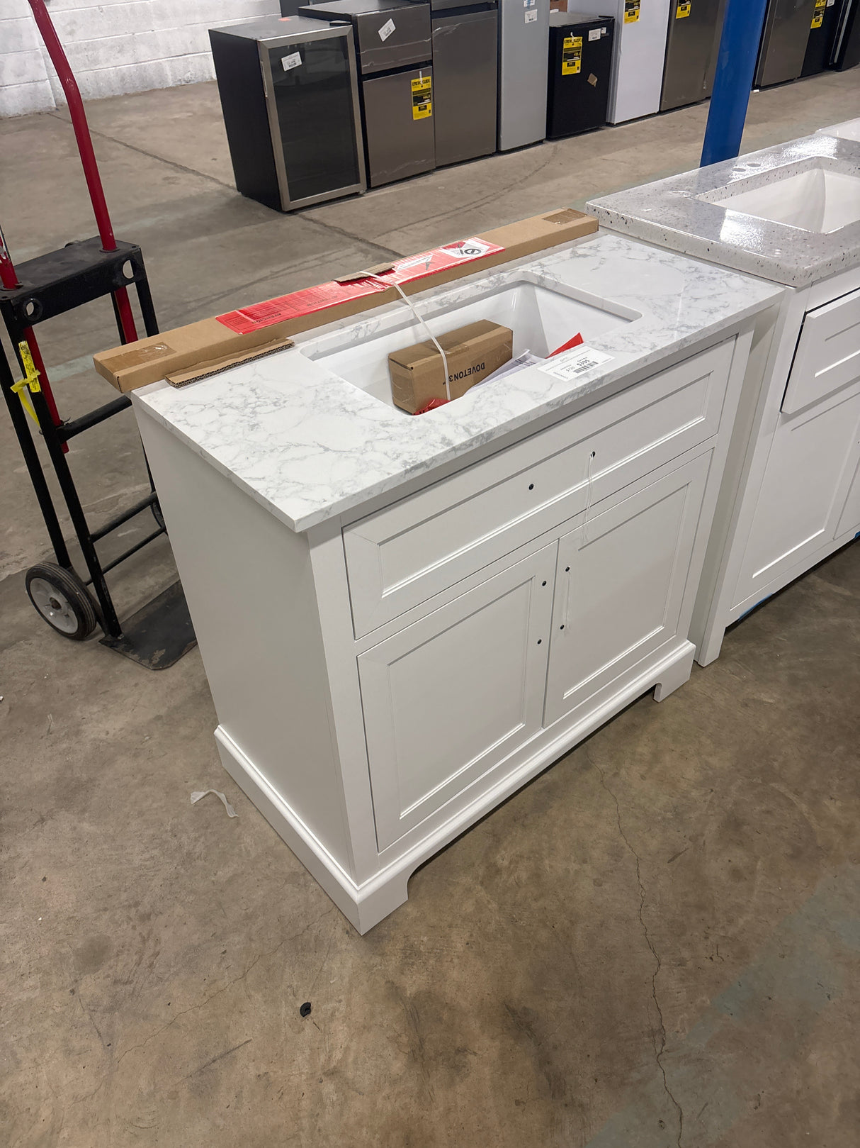 Doveton 36 in. W x 19 in. D x 34.5 in. H Single Sink Bath Vanity in White with White Engineered Stone Top