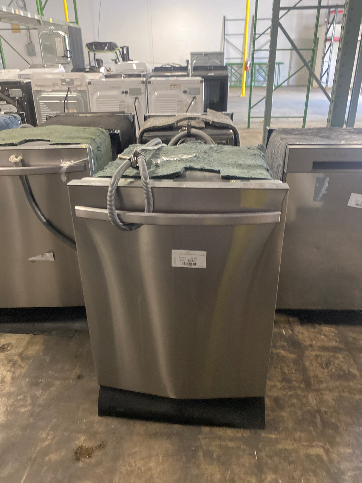 Samsung 51 dBA Fingerprint Resistant Top Control Dishwasher with AutoRelease and 3rd Rack