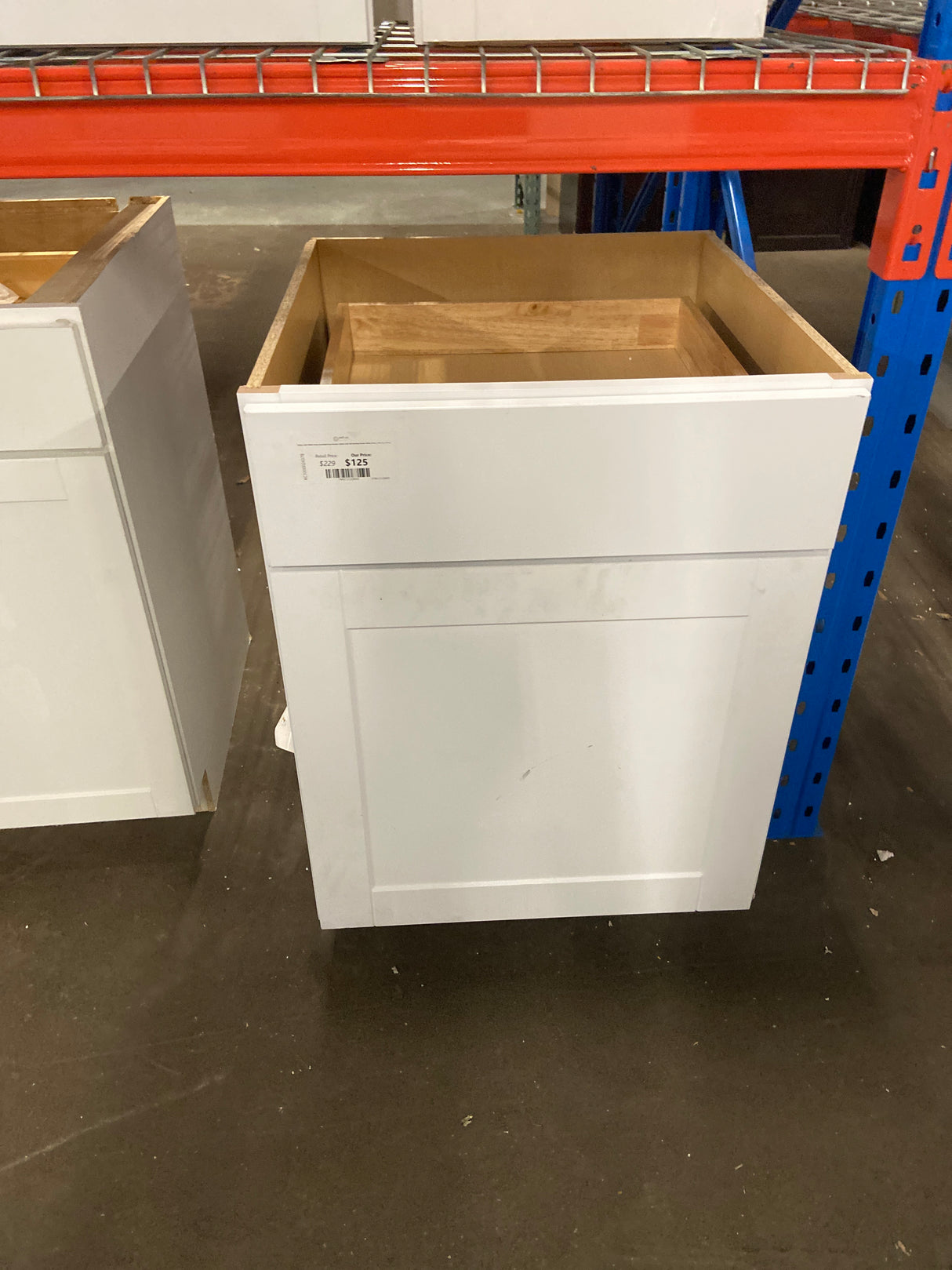 Shaker Satin White Stock Assembled Base Kitchen Cabinet with Ball-Bearing Drawer Glides (24 in. x 34.5 in. x 24 in.)