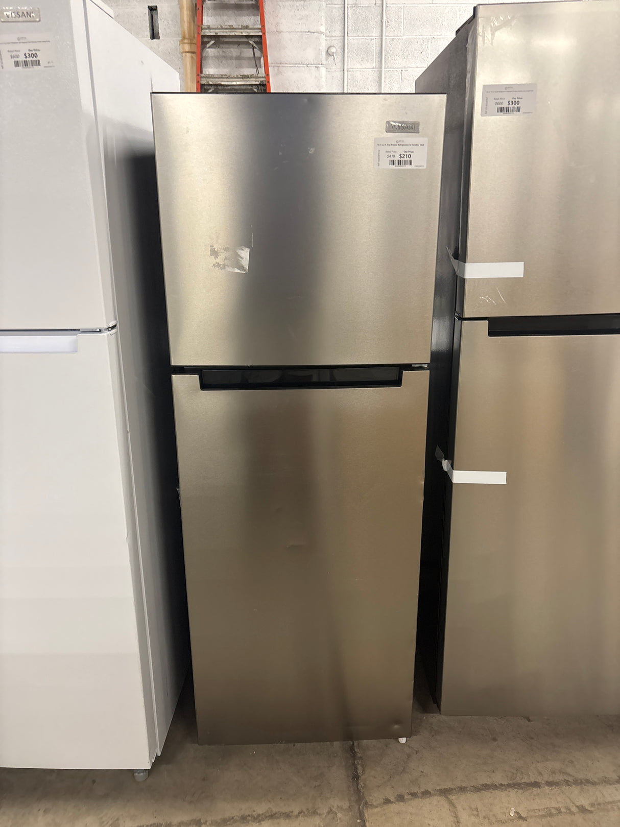 10.1 cu. ft. Top Freezer Refrigerator in Stainless Steel