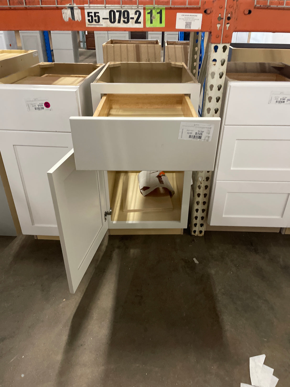 Avondale 18 in. W x 24 in. D x 34.5 in. H Ready to Assemble Plywood Shaker Base Kitchen Cabinet in Antique White